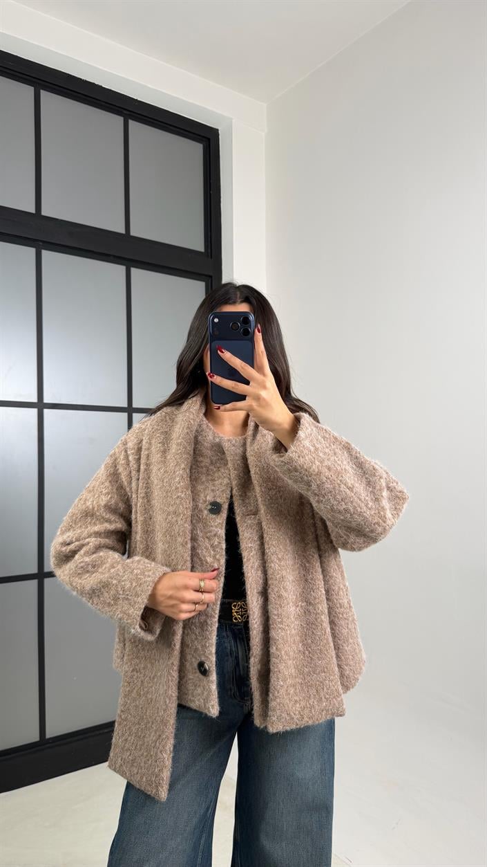 Bej ZR Muadil Astarlı Atkı Detaylı Kırçıllı Ceket GAUS-00718