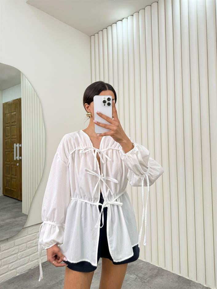 Beyaz Önü Bağlamalı Gipeli Bluz Gaus00335