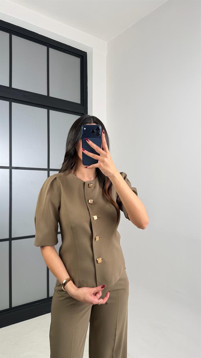 Haki Gold Düğmeli Balon Kol Ceket Beli Lastikli Pantolon Kumaş Takım GAUS-00748