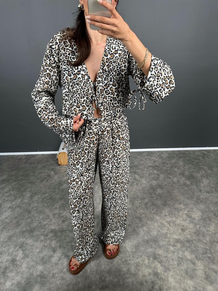 Leos Leopar Desenli Gömlek Pantolon Takım
