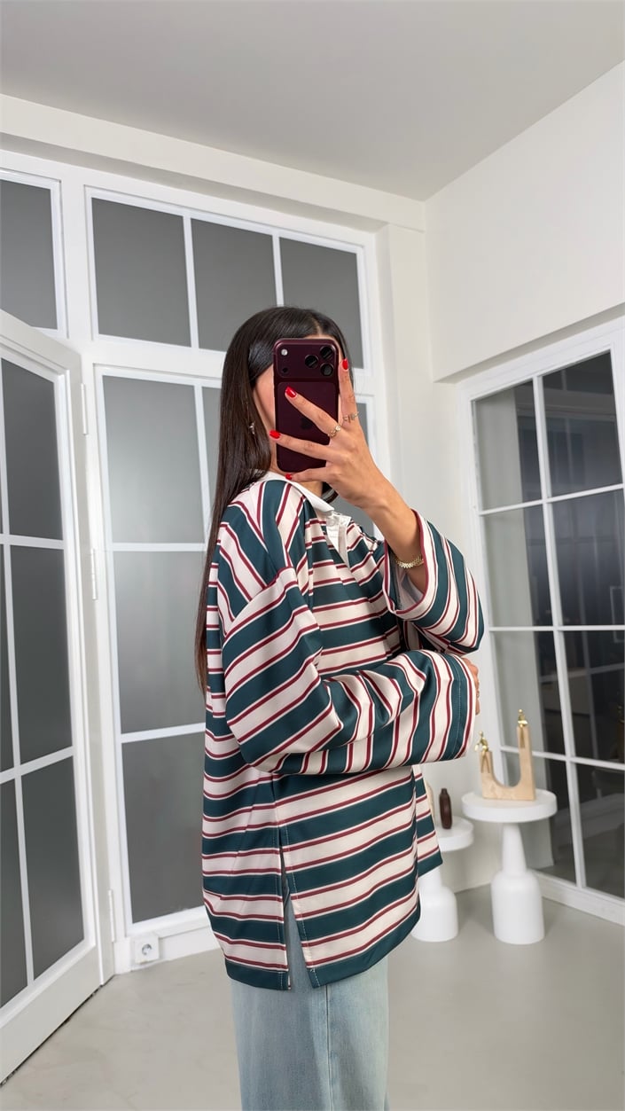 Zümrüt Polo Yaka Şeritli Bluz GAUS-02306