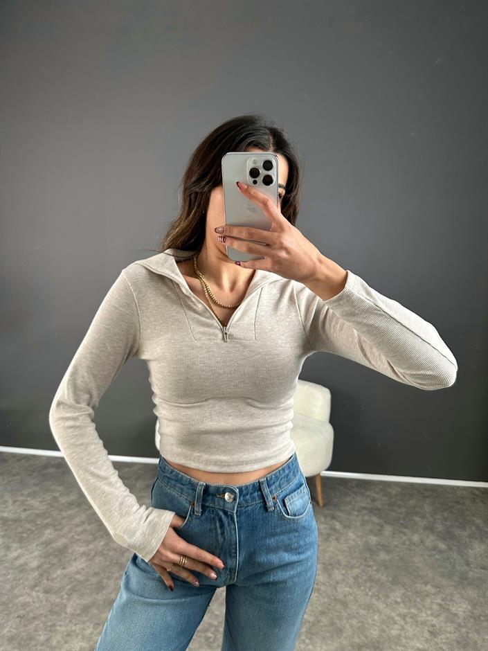 Taş Fermuarlı Triko Crop 