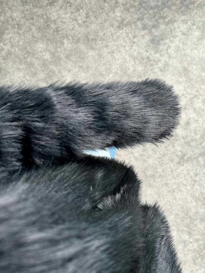 Tesia Siyah ZR Muadil Astarlı Kürk