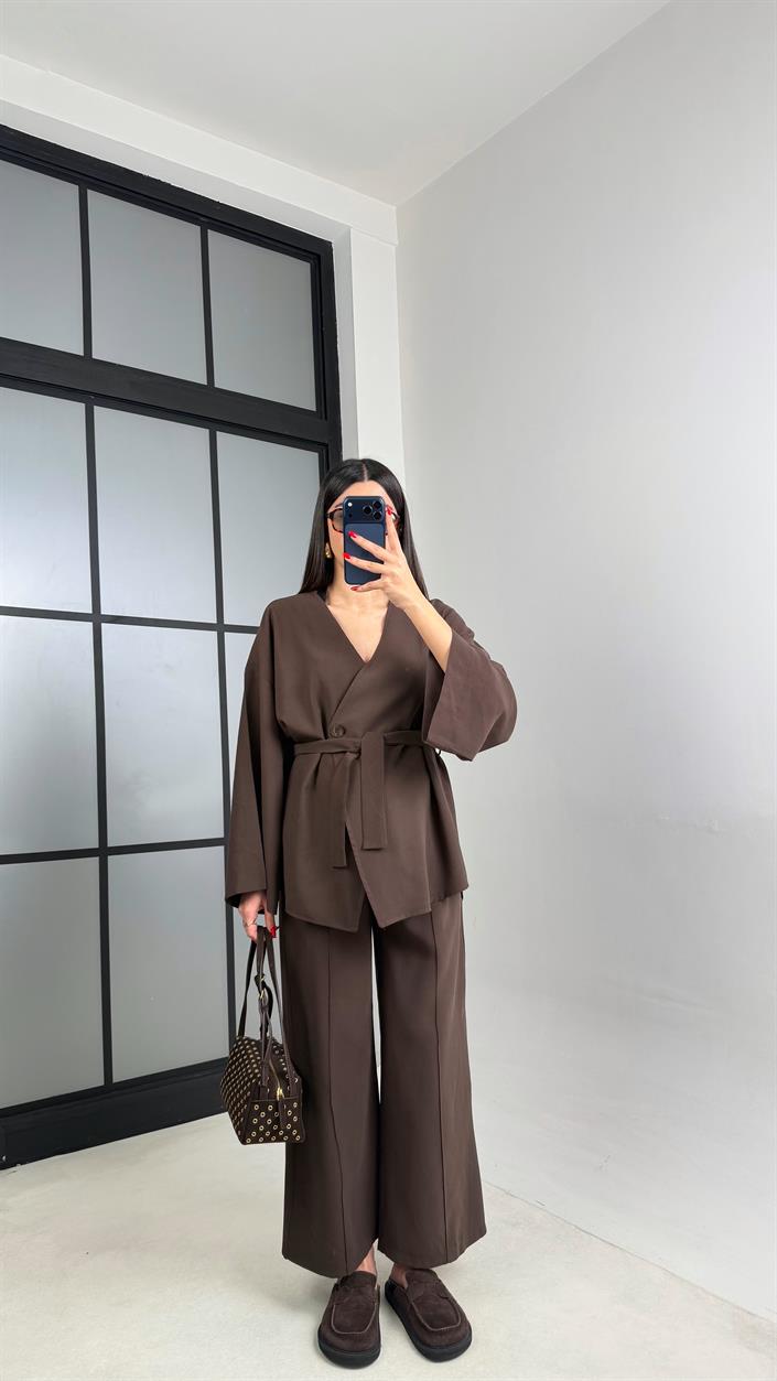 Acı Kahve Tek Düğmeli Kuşaklı Ceket Beli Lastikli Pantolon Modal Takım GAUS-00985
