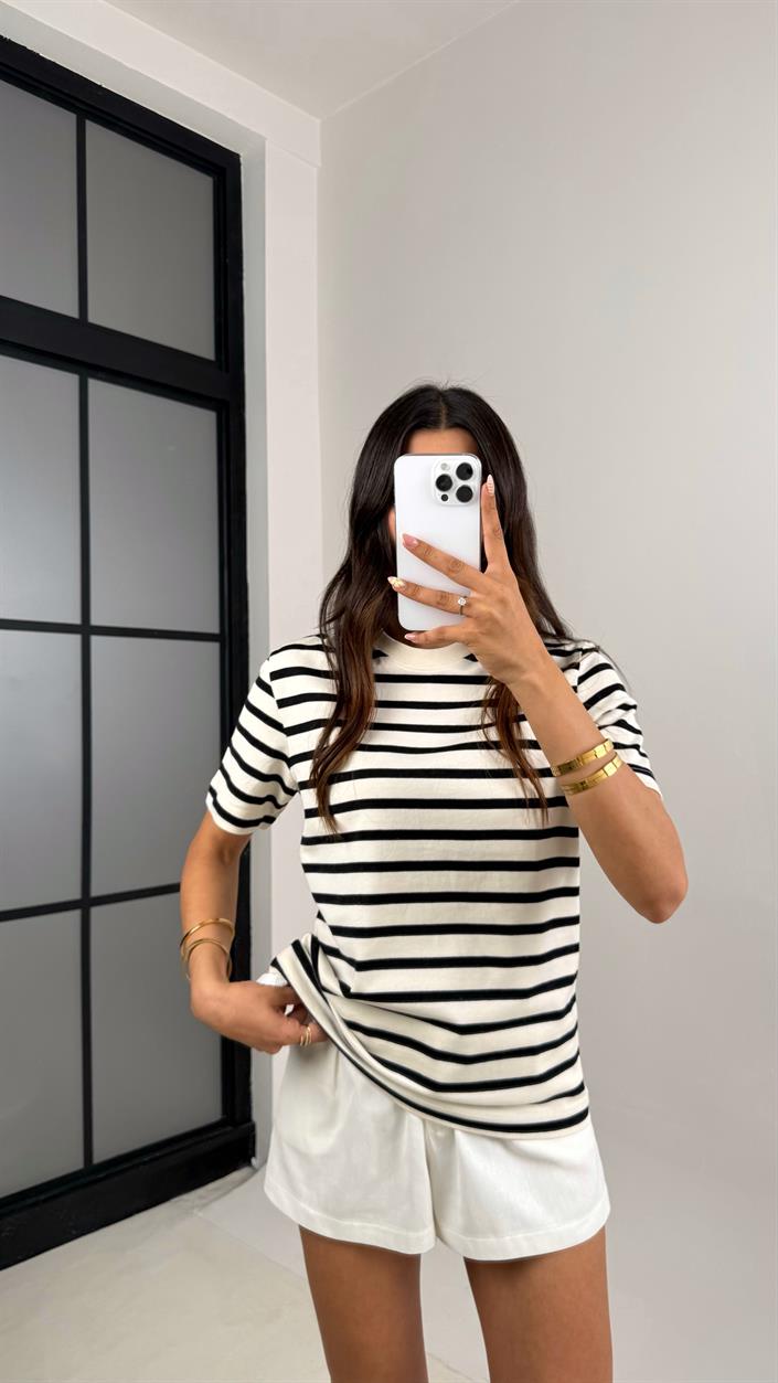 Beyaz Siyah Şeritli MD Muadil Tshirt Gaus00682