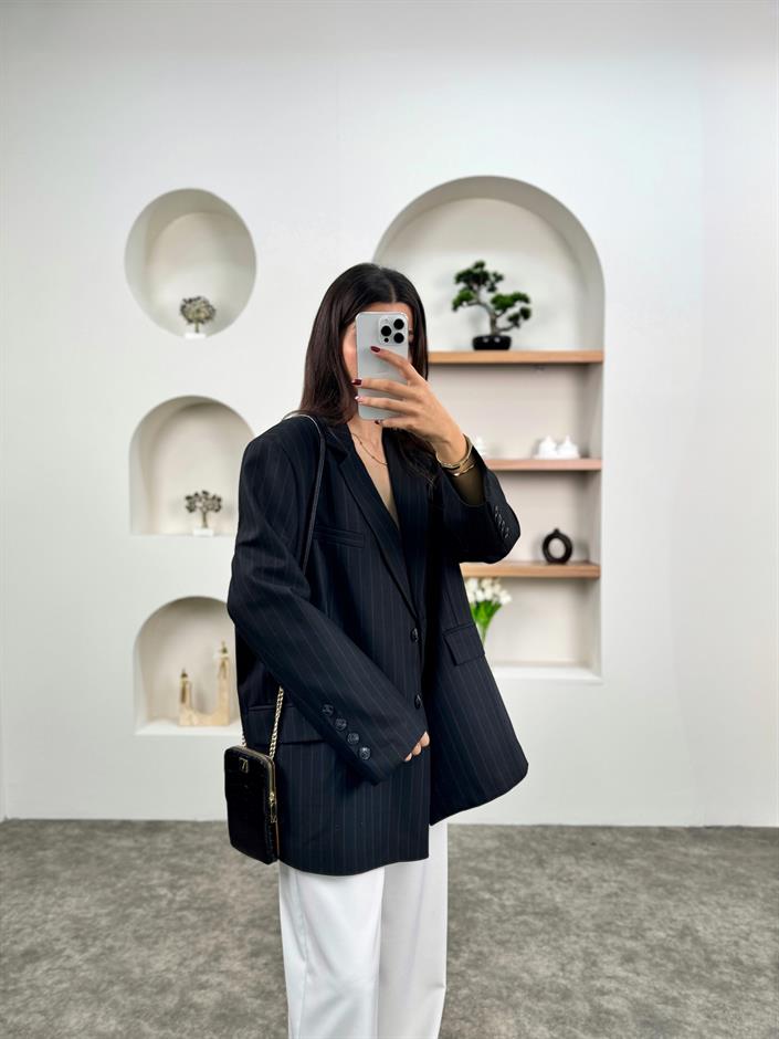 Anna Lacivert Çizgili Astarlı Blazer Ceket