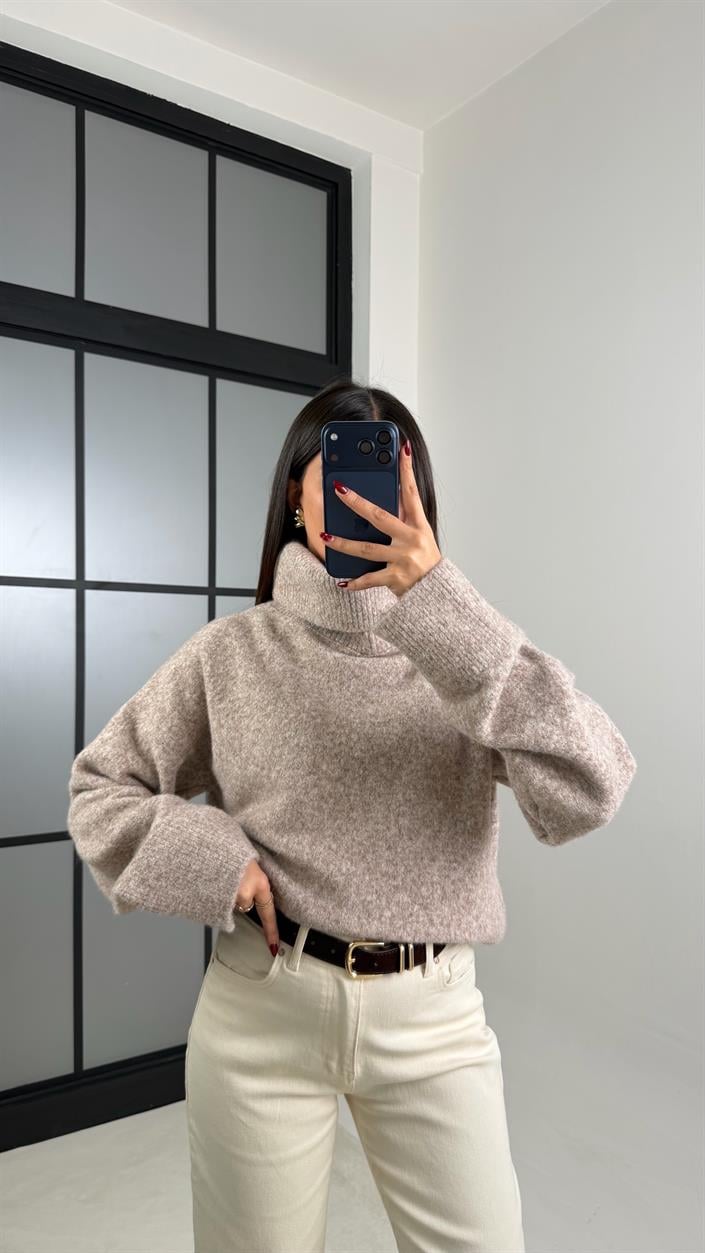 Bej MD Muadil Balıkçı Yaka Triko Kazak GAUS-00740