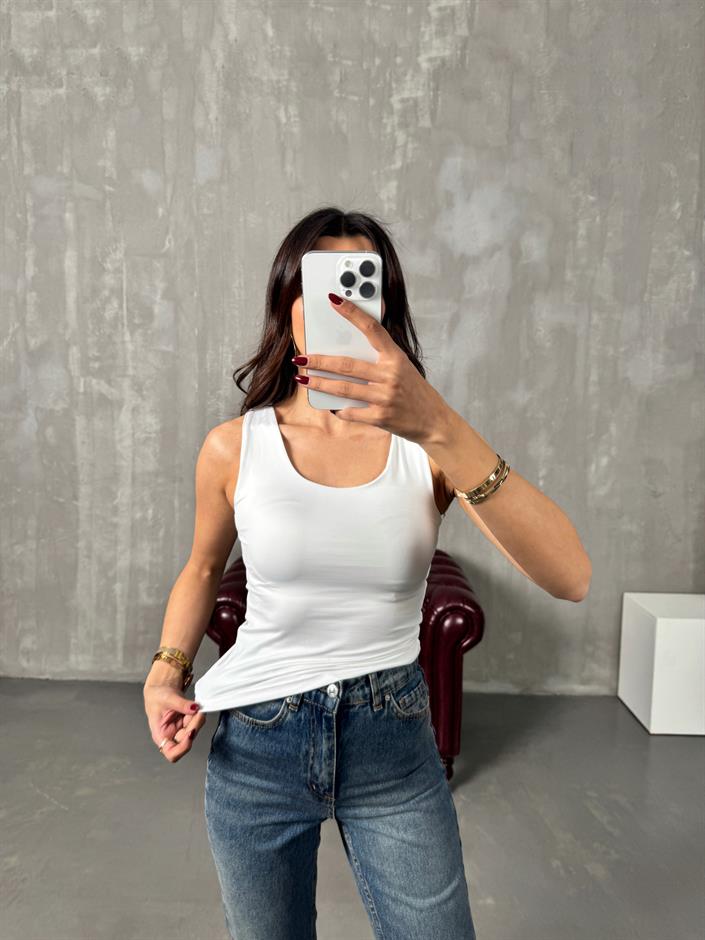 ZR Beyaz Sıfır Kol Atlet Bluz