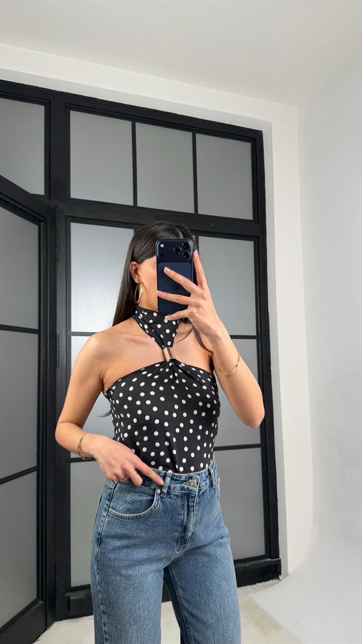 Siyah Gold Toka Detaylı Puantiyeli Bluz GAUS-01328
