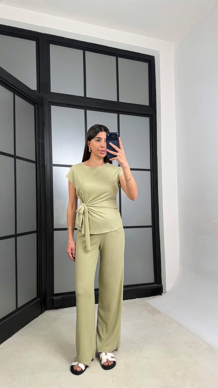 Açık Yeşil Bağlama Detaylı Bluz Beli Lastikli Pantolon Krinkıl Kumaş Takım GAUS-01308