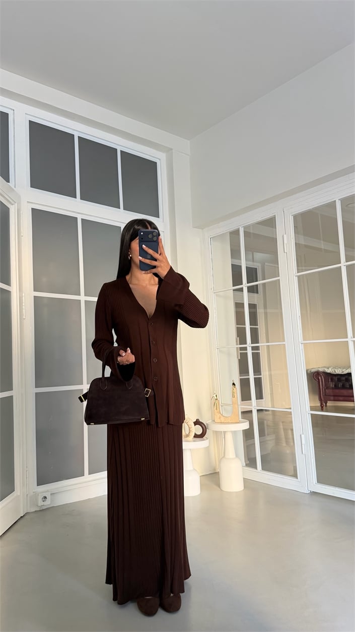 Acı Kahve Önü Düğmeli Hırka Beli Lastikli Etek Takım GAUS-02074