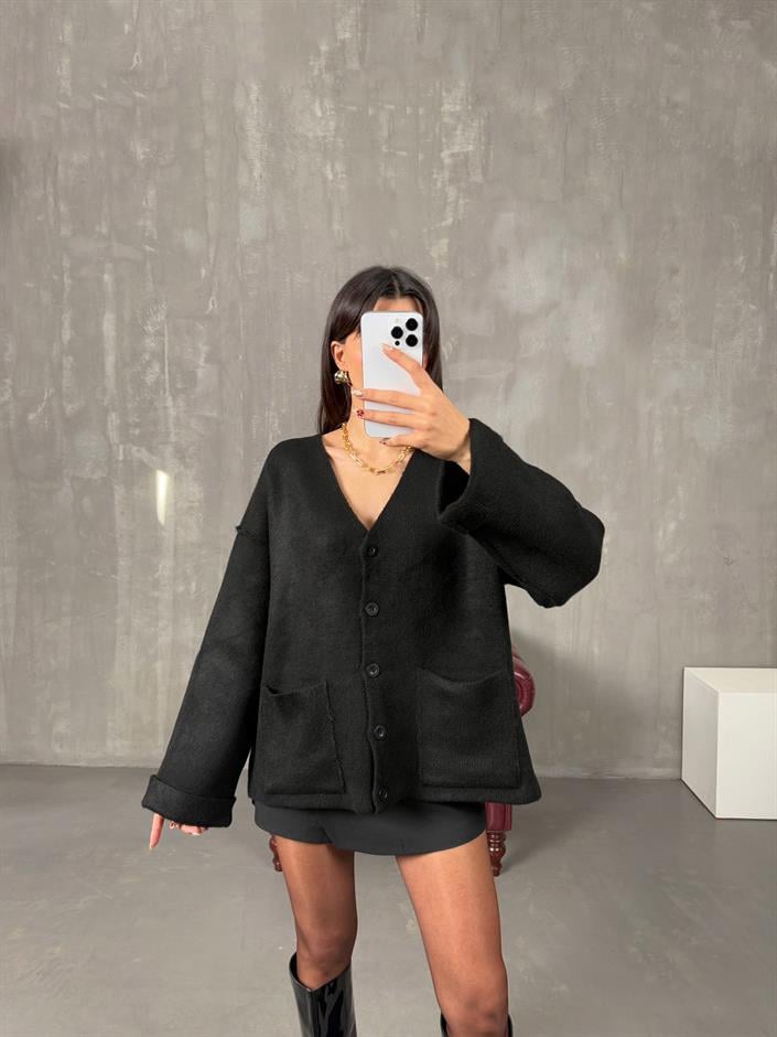 Brone Siyah Cepli Pinterest Triko Hırka