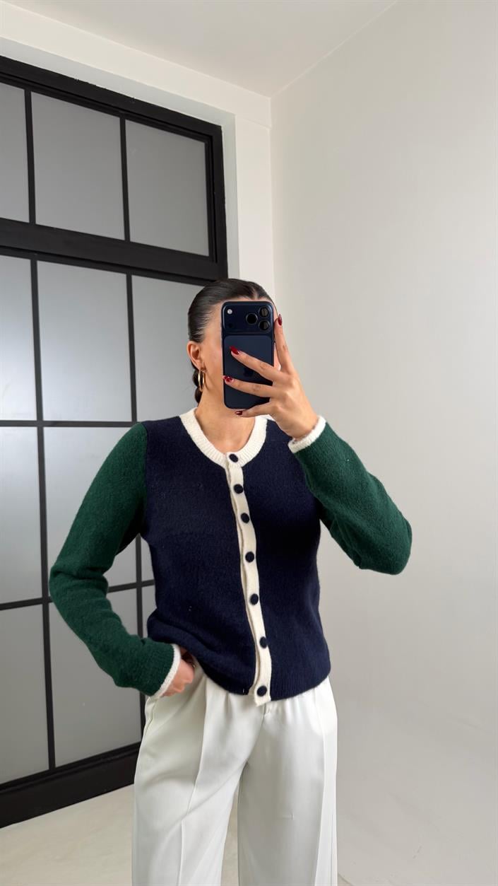 Lacivert Düğmeli Yumuşak Dokulu Tasarım Hırka GAUS-00694