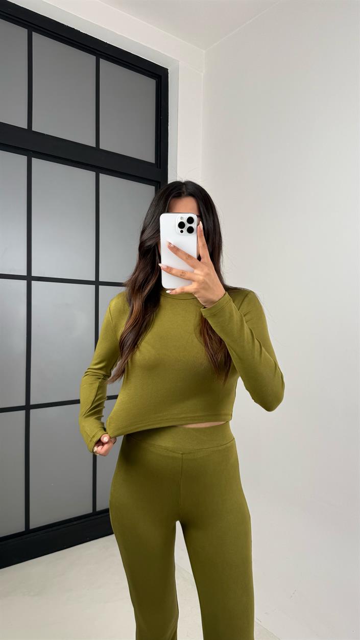 Yeşil Bisiklet Yaka Bluz Beli Lastikli Pantolon İkili Yumuşak Likralı Takım GAUS-00111