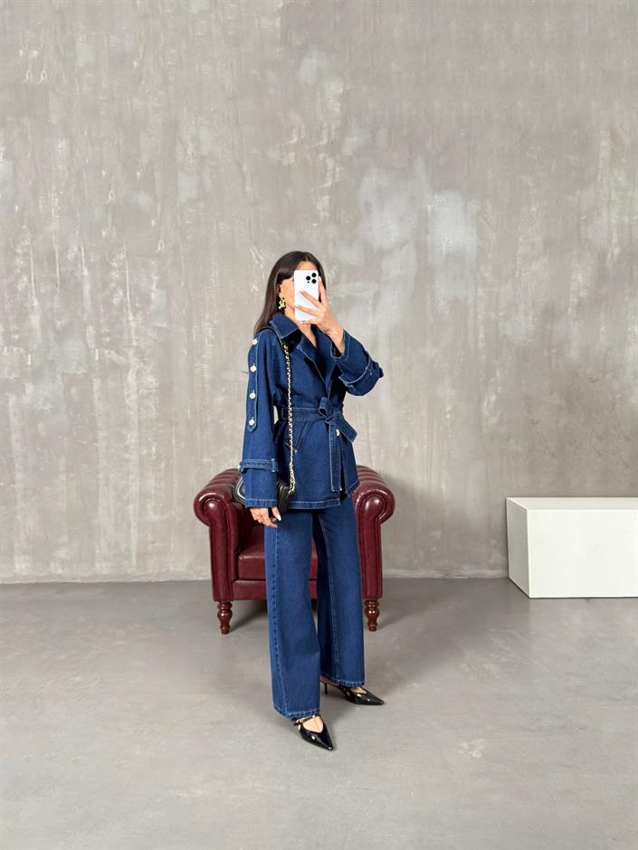 Benji Koyu Mavi Düğme Detaylı Kuşaklı Tasarım Denim Takım 