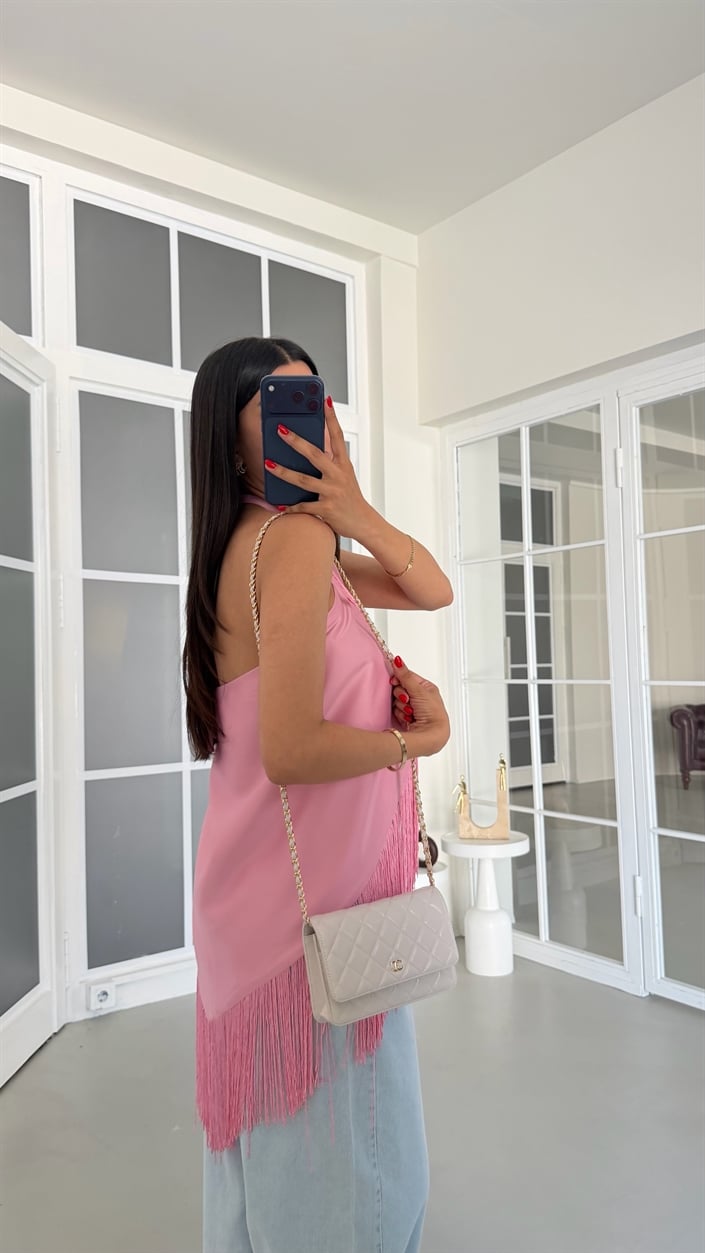 Pembe Boyundan Bağlamalı Püsküllü Saten Bluz GAUS-01818