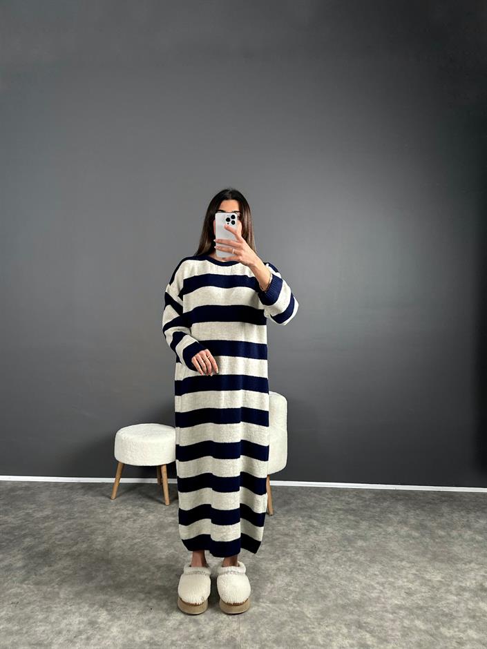 Hedy Lacivert Çizgili Oversize Uzun Triko Elbise