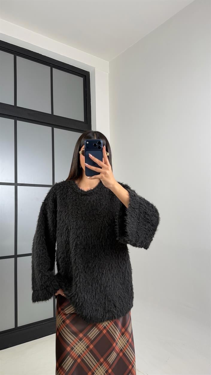 Siyah Yumuşak Dokulu Peluş Kazak GAUS-00817