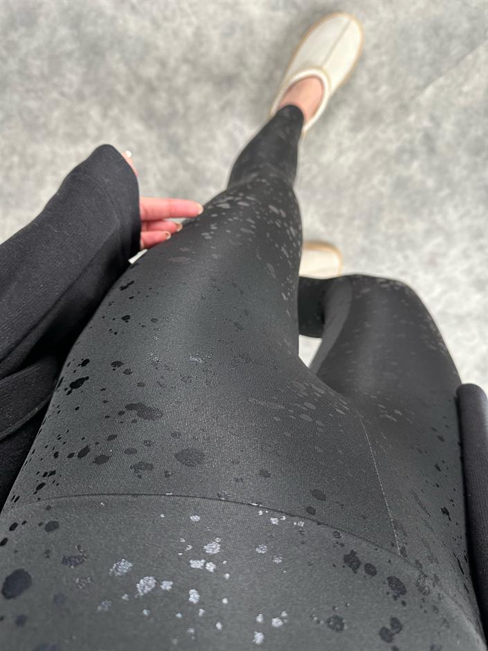 Siyah Yaldızlı Tayt