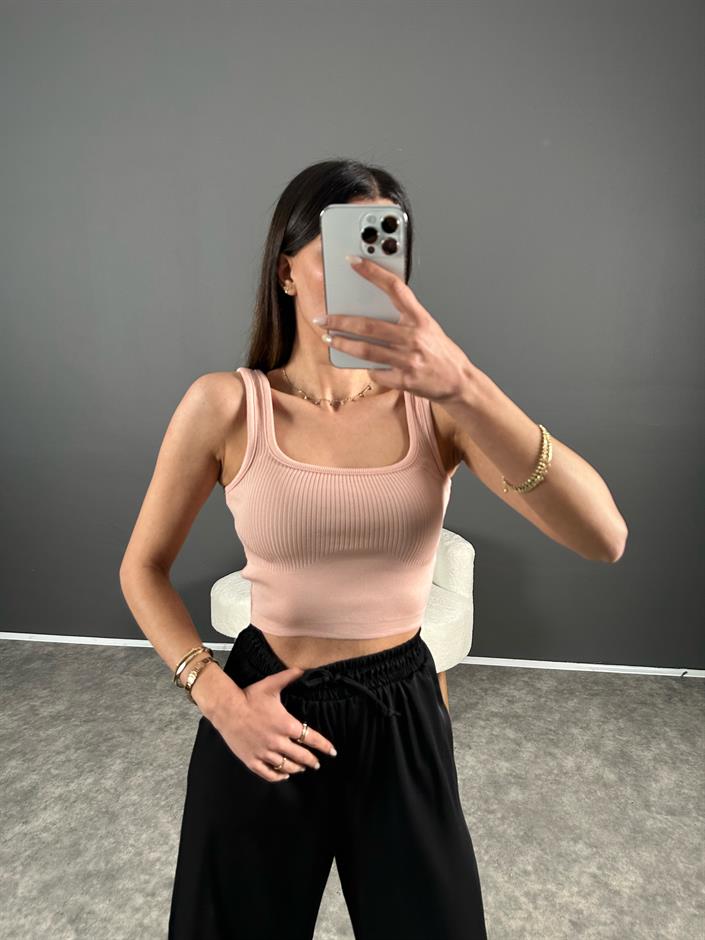 Pudra Triko Crop Atlet