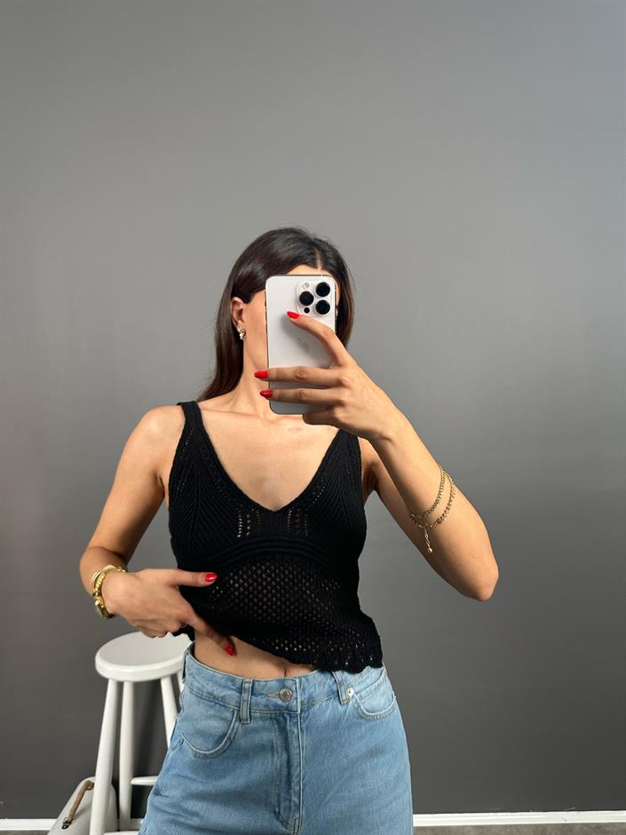 ZR Model Siyah Askılı Triko Örme Crop