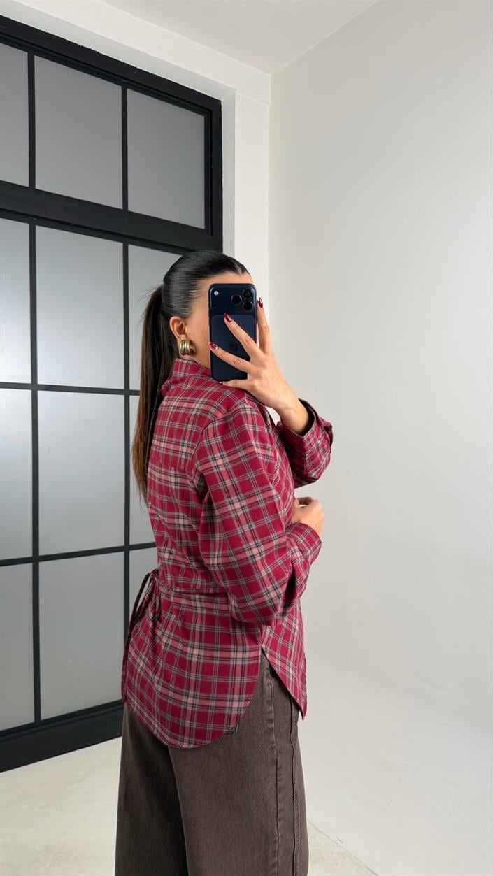 Kırmızı Ekose Ön Düğme Detaylı Kuşaklı Vatkalı Tasarım Gömlek GAUS-00769