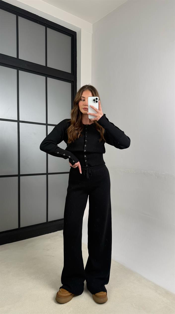 Siyah Çıtçıt Düğmeli Bluz  Beli Lastikli Pantolon  Triko İkili Takım GAUS-01144
