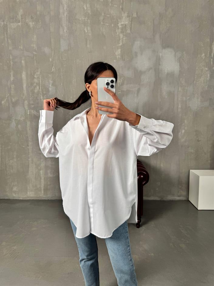 Rese Beyaz Basic Gizli Düğmeli Oversize Gömlek