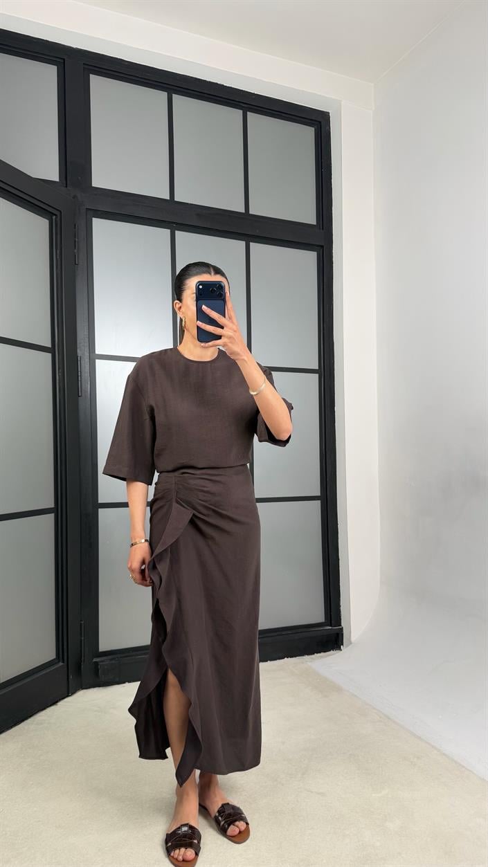 Acı Kahve Yırtmaç Detaylı Tencel Elbise GAUS-01405