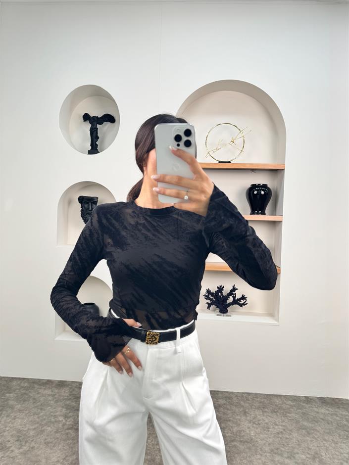 Ada Siyah Transparan Crop Atletli Bluz