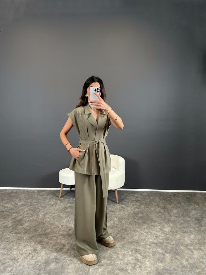 Liu Haki Zr Model Yelekli İkili Takım