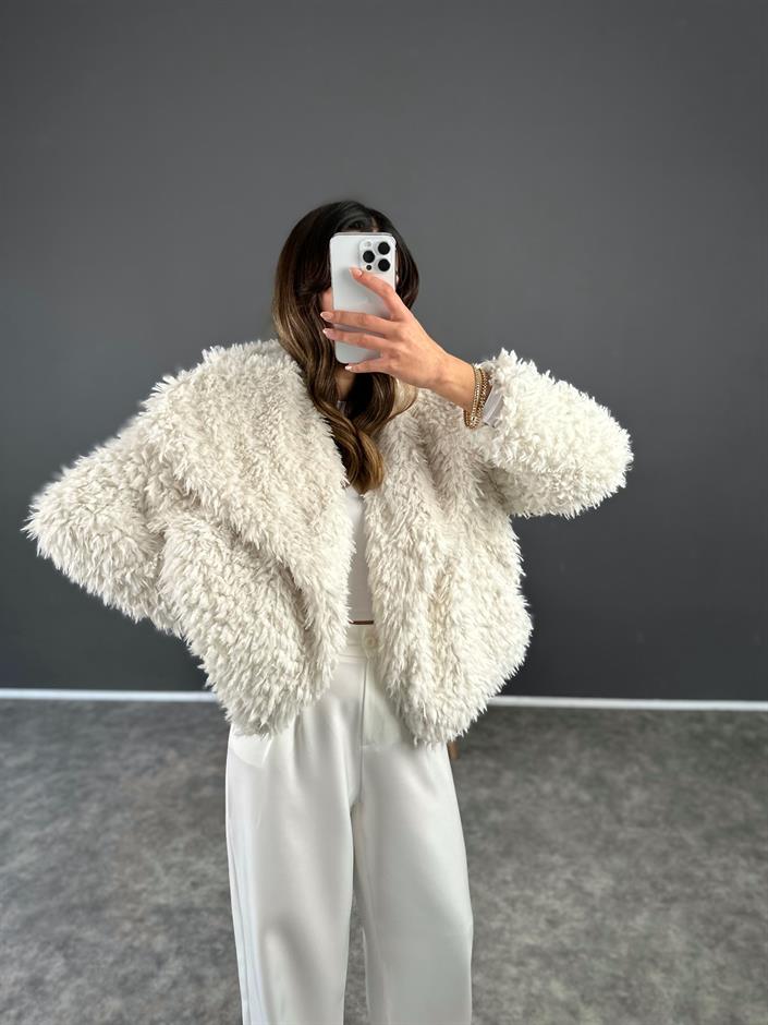 Otilia Ekru Kürk Peluş 