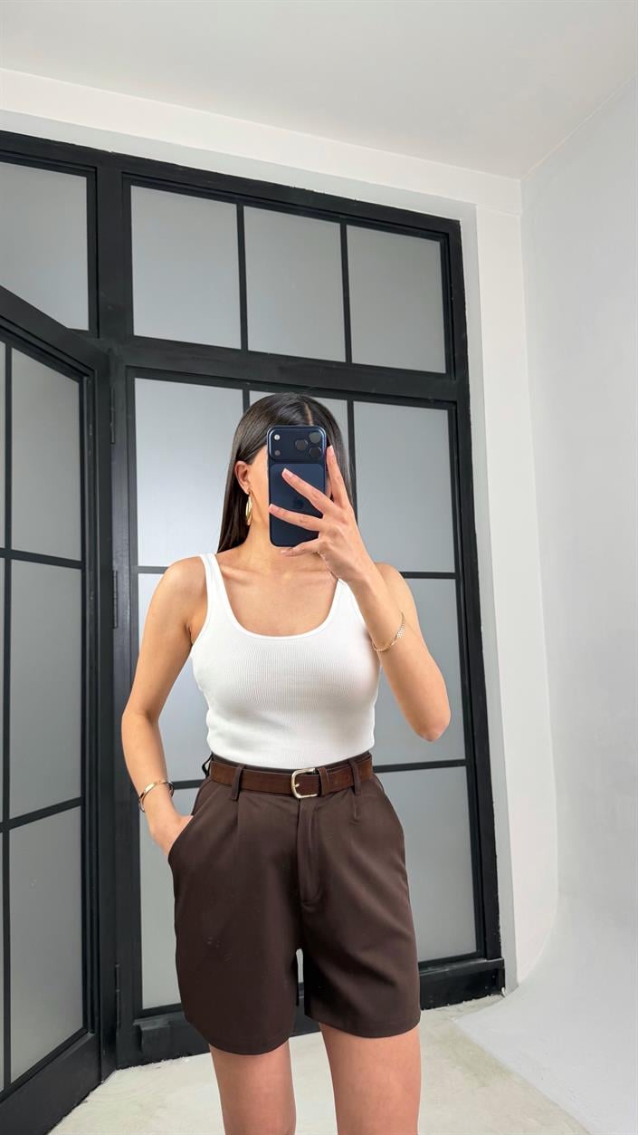 Kahve Kemerli Şort GAUS-01392