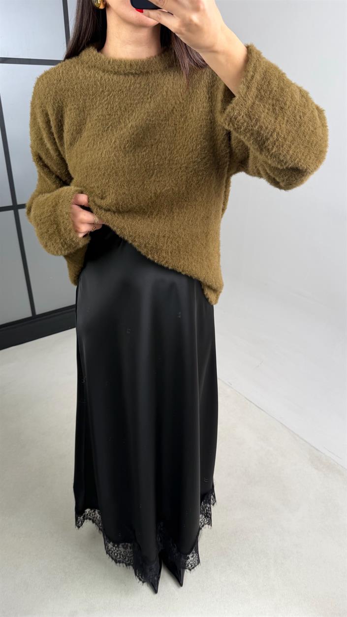 Siyah Dantel Detaylı Saten Etek GAUS-00999