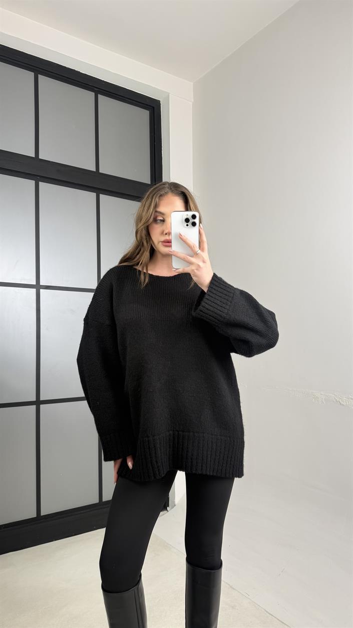 Siyah Arkası Dantel Detaylı Triko Kazak GAUS-01091 GAUS-01098