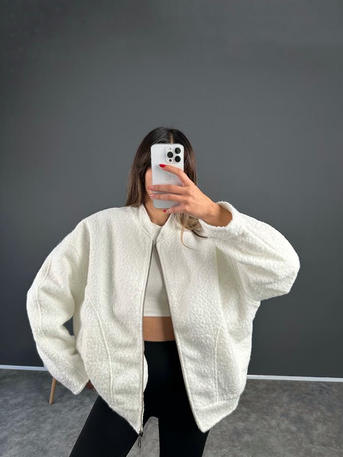 Moe Beyaz Buklet Teddy Bomber Ceket