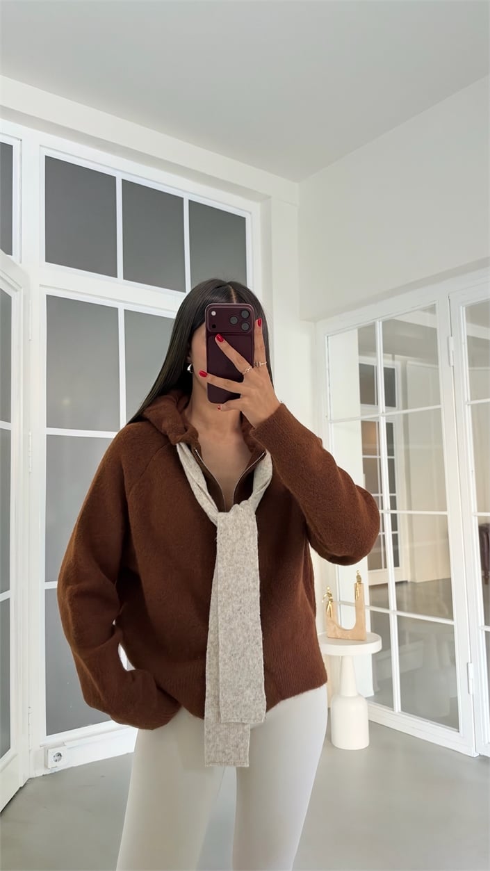 Kahve Şallı Kapüşonlu Triko Hırka GAUS-02023