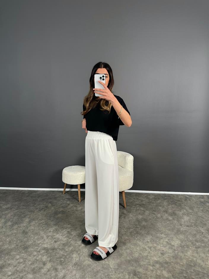 Beyaz Kalın Kemerli Beli Lastikli Pantolon 