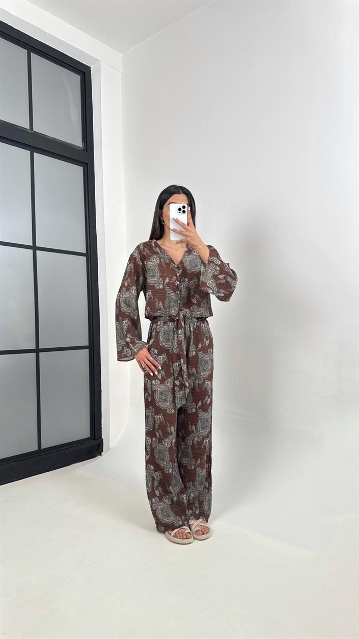 Kahve V Yaka Önü Düğmeli Üst Beli Lastikli Pantolon Etnik Desen Takım Gaus00362