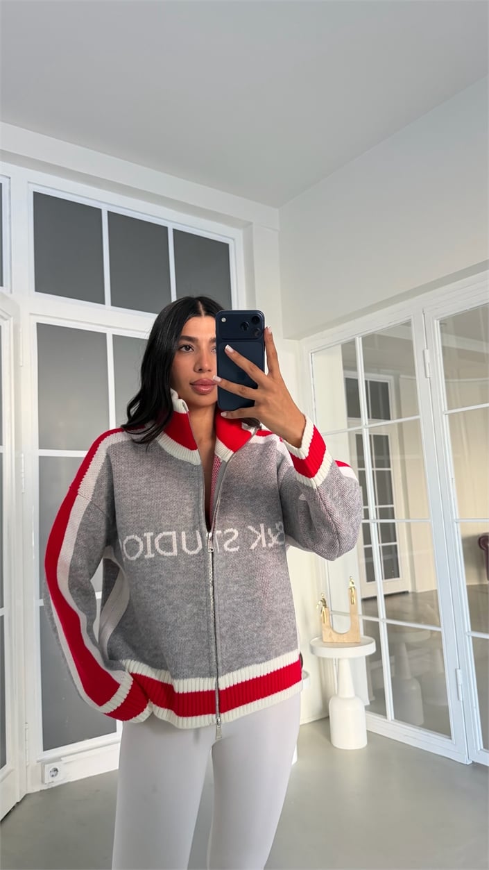 Gri Yazı Detaylı Çift Fermuarlı Hırka GAUS-02055