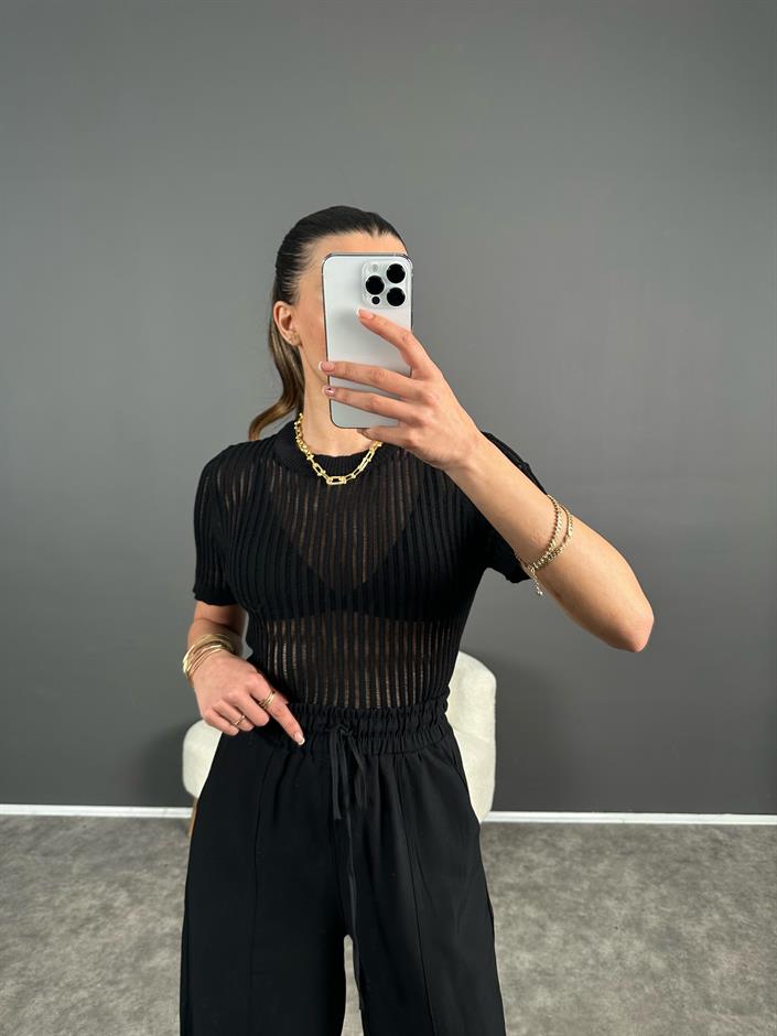 Siyah Transparan Kısa Kol Triko