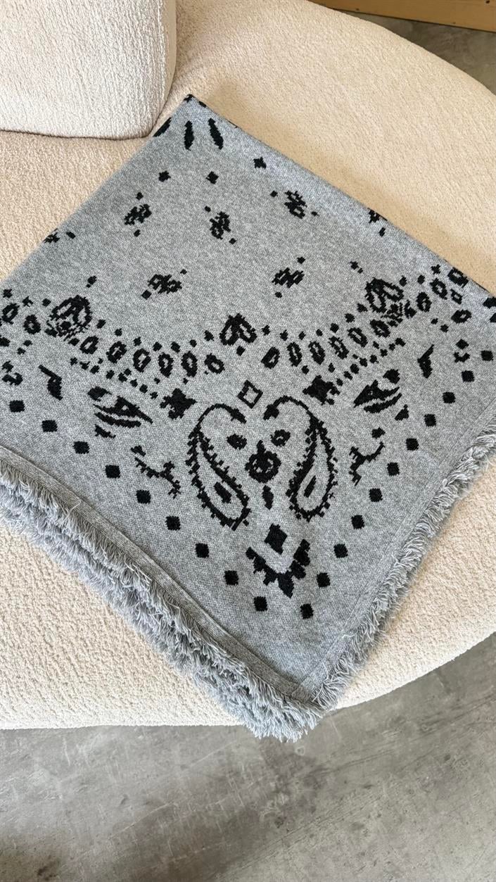 Siyah Desenli Muadil Triko Şal GAUS-00907