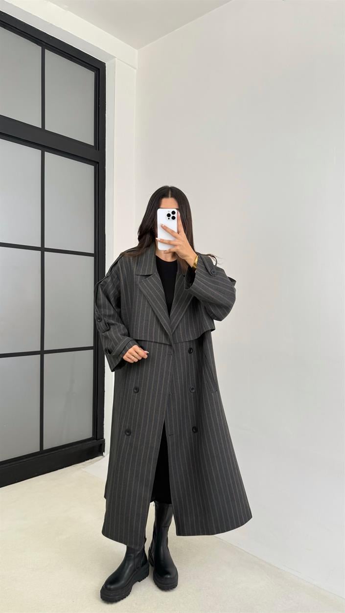 Gri Çizgi Detaylı Kuşaklı Astarlı Premium Uzun Trençkot GAUS-00120