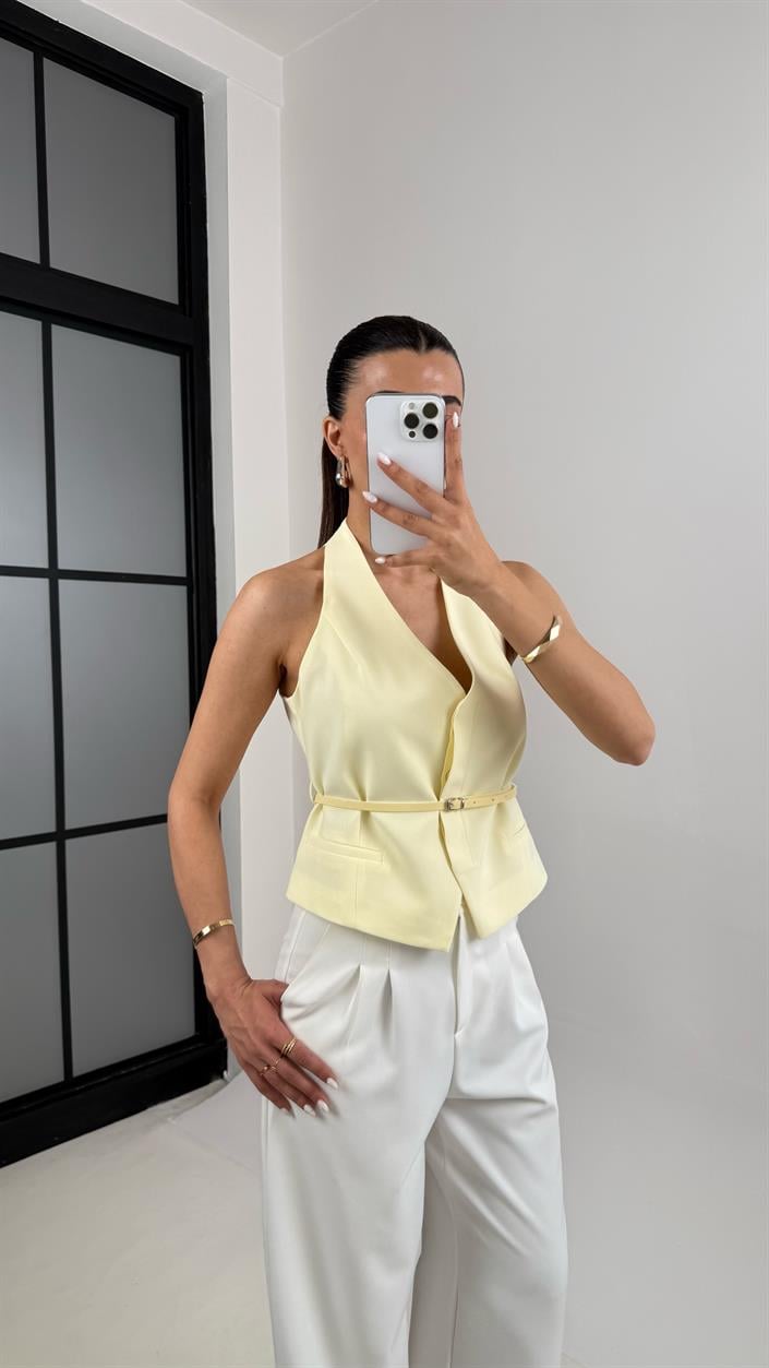 Sarı Önü Düğmeli Kemerli Tasarım Yelek Gaus00420