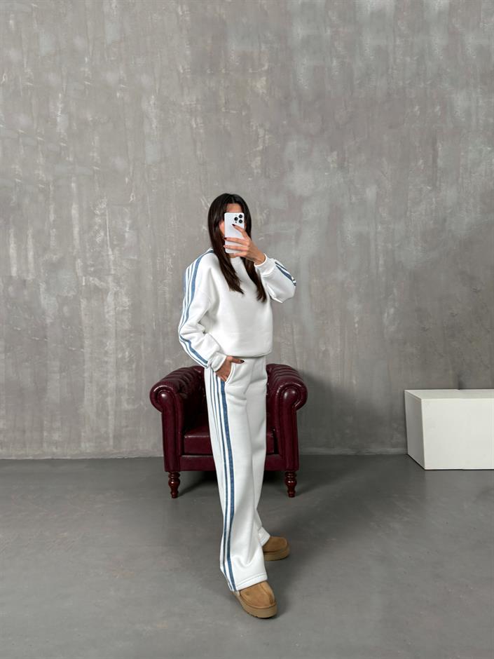 Pomas Beyaz Denim Karışımlı Bisiklet Yaka Üç İplik Şardonlu Takım