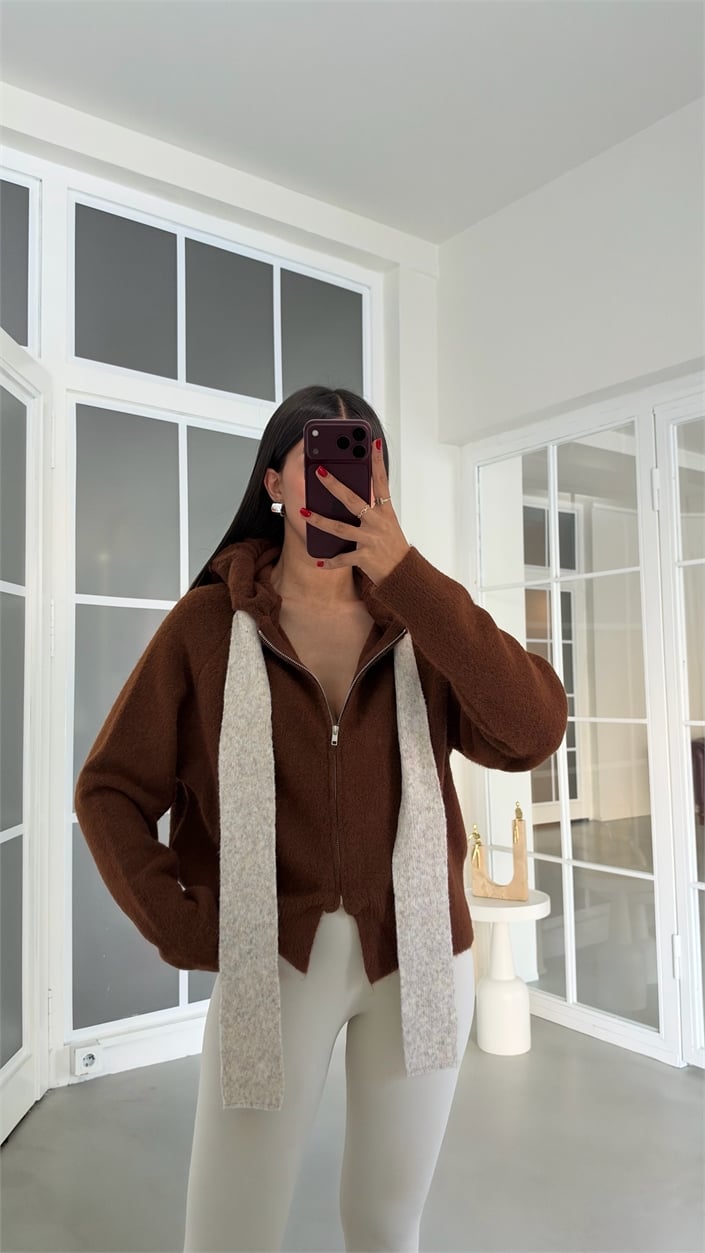 Kahve Şallı Kapüşonlu Triko Hırka GAUS-02023