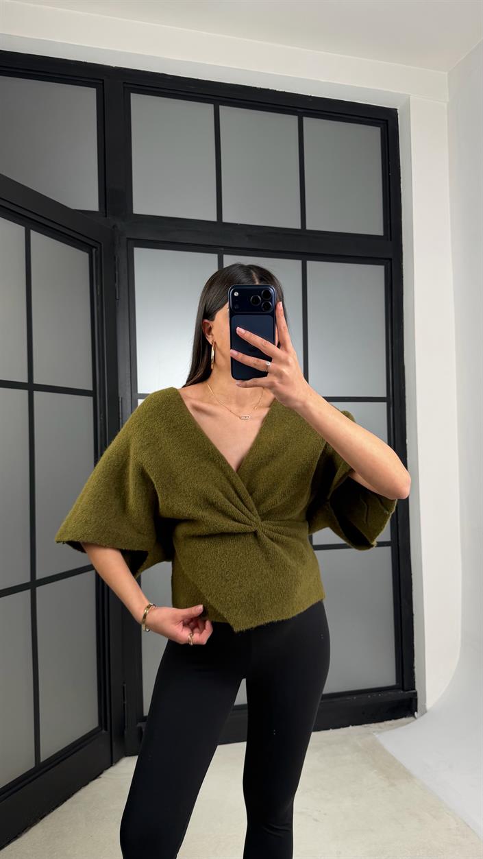 Yeşil Belden Oturtmalı ZR Muadil Triko Kazak GAUS-01178