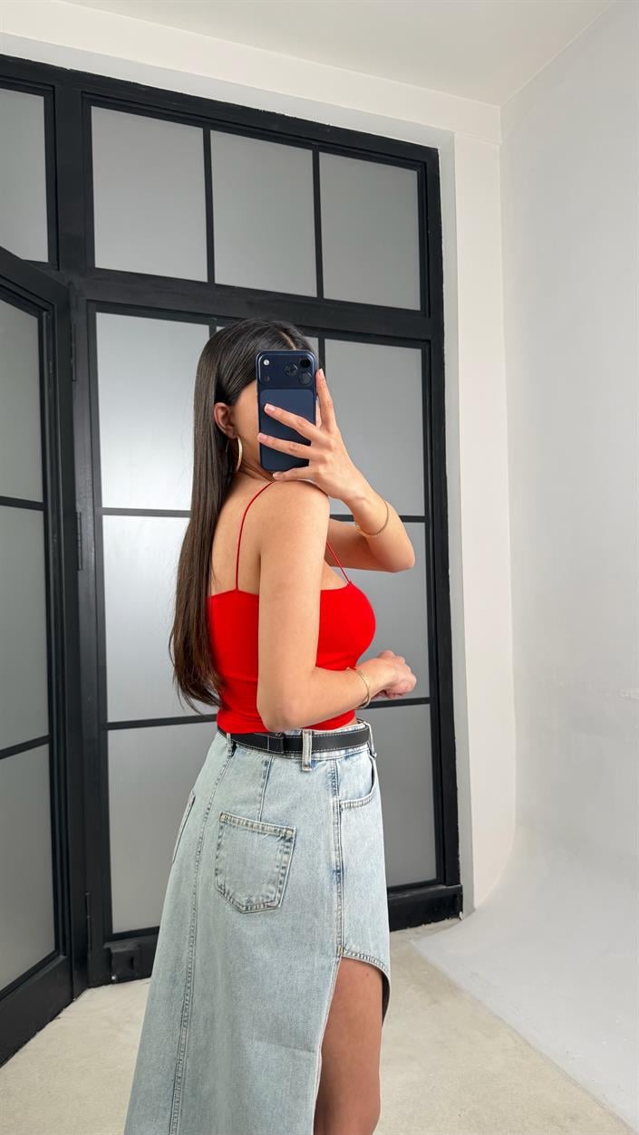 Kırmızı Askılı Pedli Basic Crop GAUS-01431