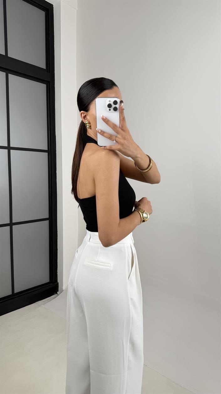 Siyah Boyundan Askılı Triko Crop Gaus00592