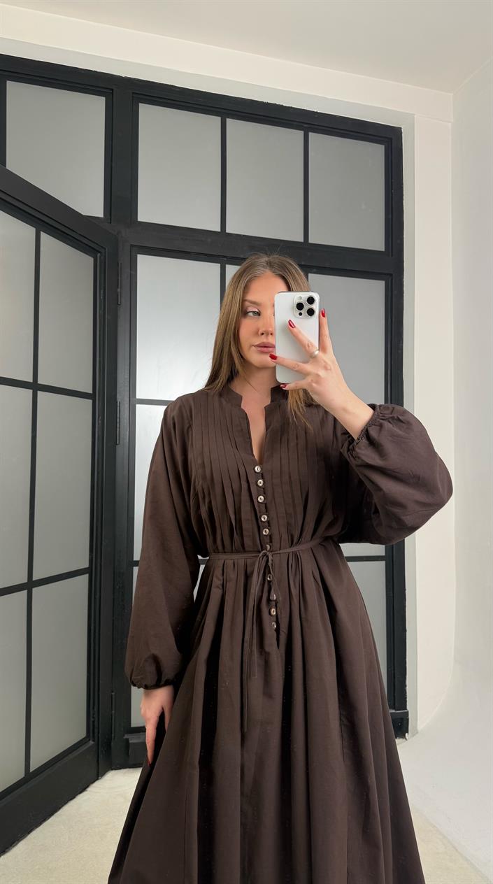 Kahve Düğme Detaylı Kuşaklı Vual Kumaş Elbise GAUS-01263